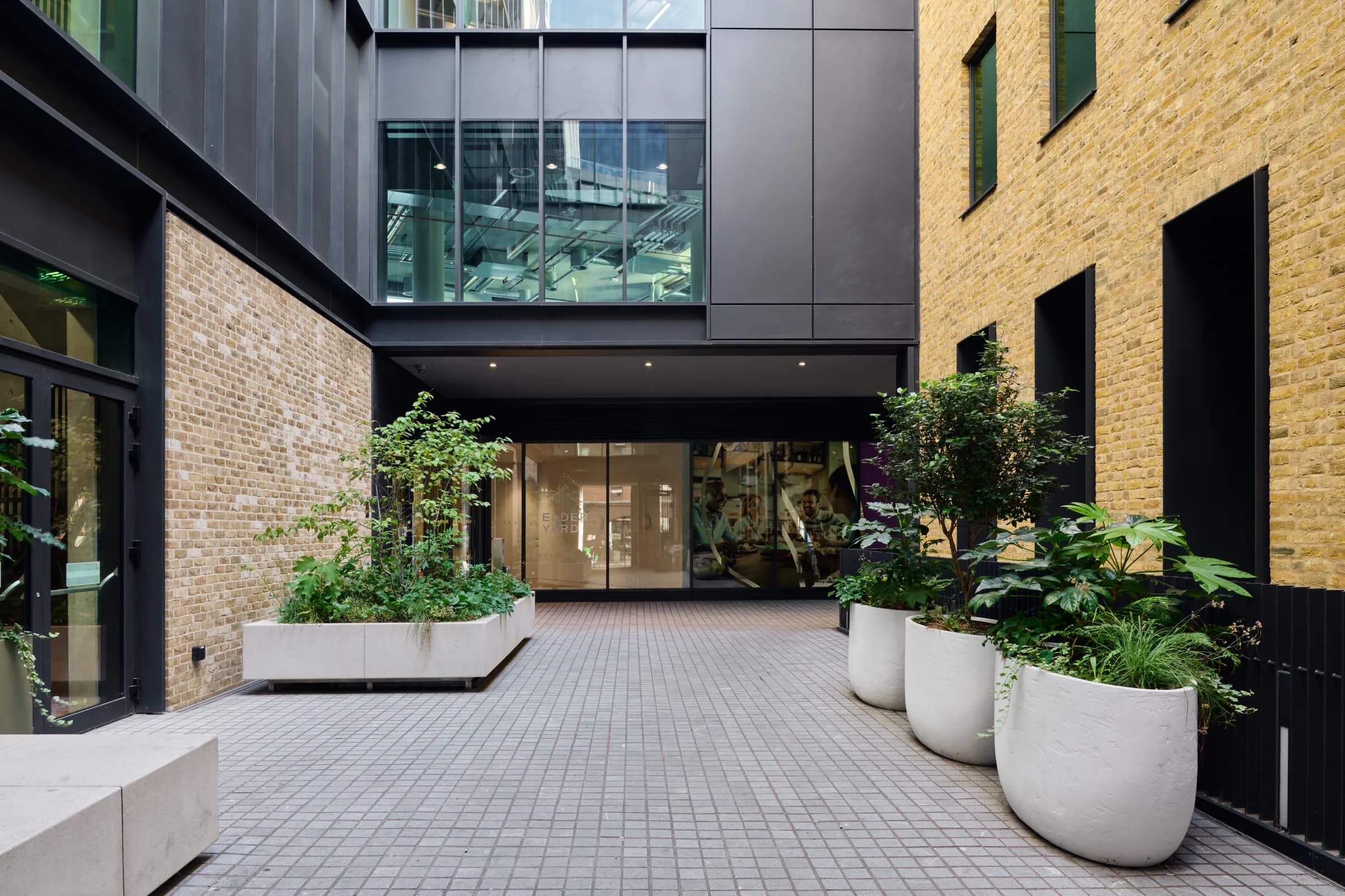 British Land · Elder's Yard, image 4